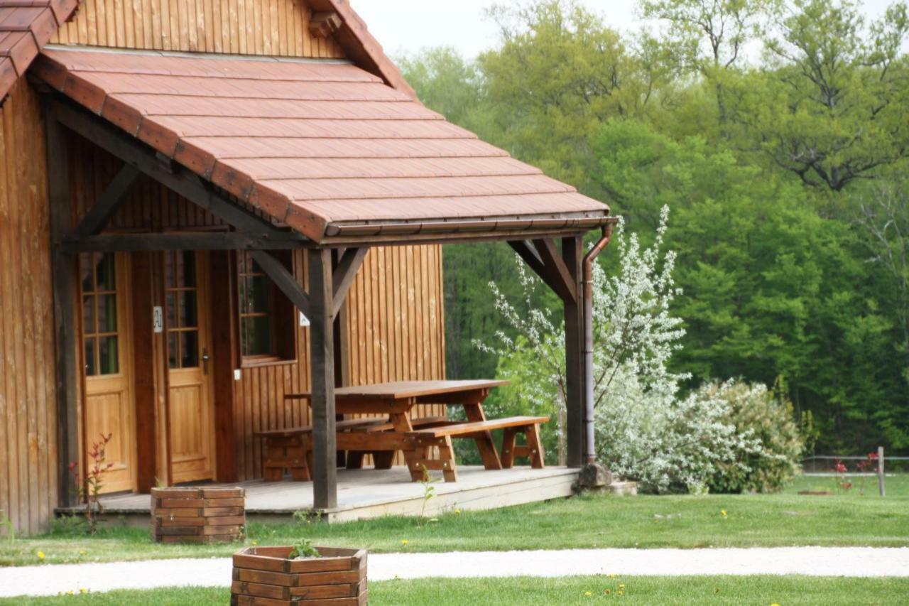 Le Hameau Des Grilles Villa Saint-Fargeau  Bagian luar foto